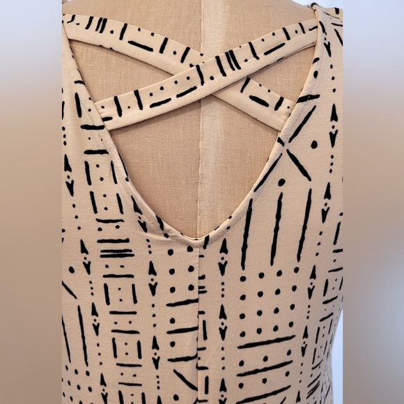 *GREAT DRESS with Open back* - Picture 2 of 2